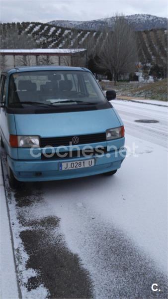 VOLKSWAGEN Caravelle Largo 2.5 TDI 130cv 4p.