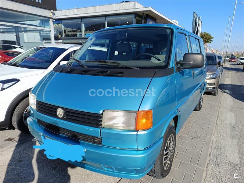 VOLKSWAGEN Caravelle Largo 2.5 TDI