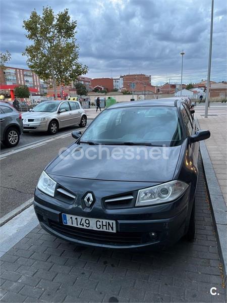 RENAULT Megane