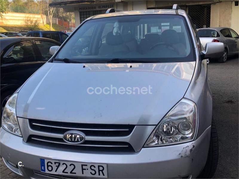 KIA Carnival 2.5 V6 EX