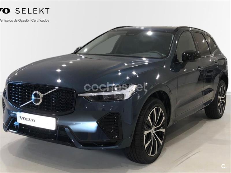 VOLVO XC60 2.0 B4 D Plus Dark Auto