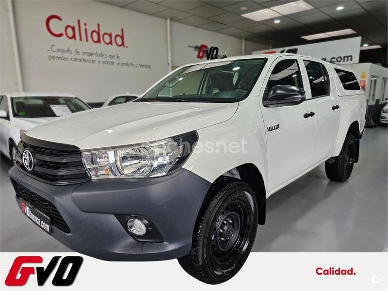 TOYOTA Hilux 2.4 D4D Cabina Doble GX