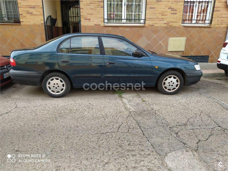 TOYOTA Carina E