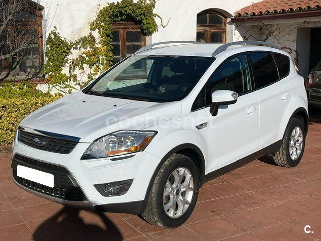 FORD Kuga 2.0 TDCi 2WD Titanium