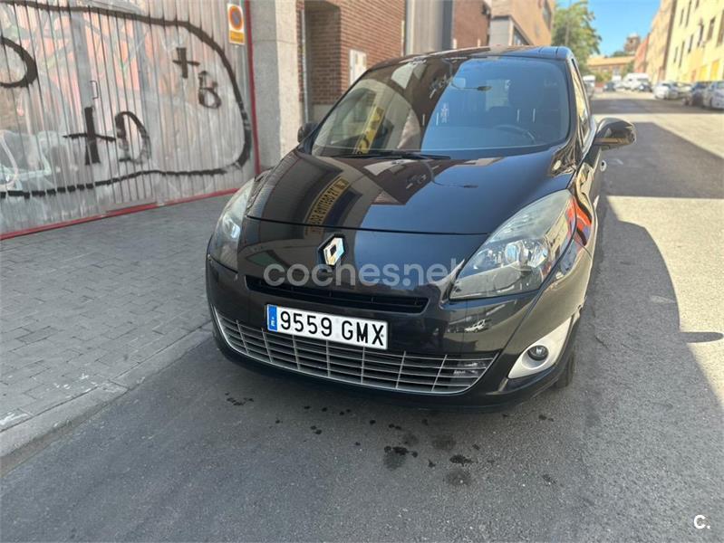 RENAULT Grand Scenic