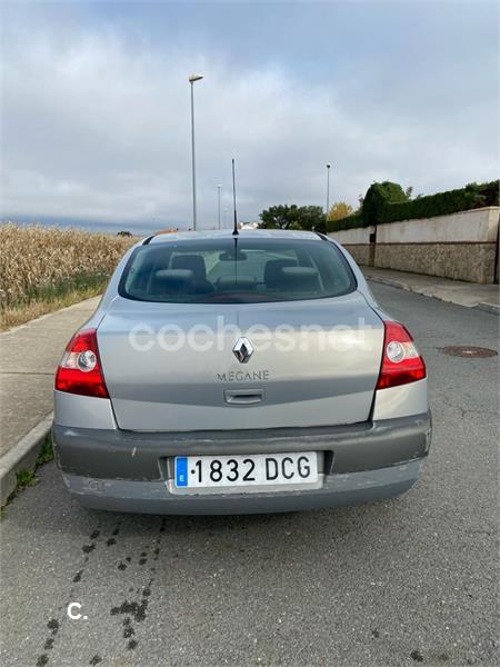 RENAULT Megane SEDAN CONFORT DYNAMIQUE 1.4 16V