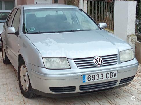 VOLKSWAGEN Bora 2.0 TRENDLINE