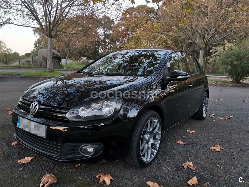 VOLKSWAGEN Golf 1.6 TDI 105 DSG Advance BMotion Tech