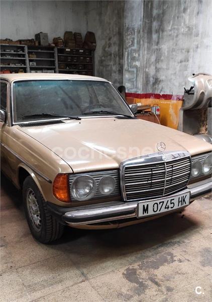 MERCEDES-BENZ 230