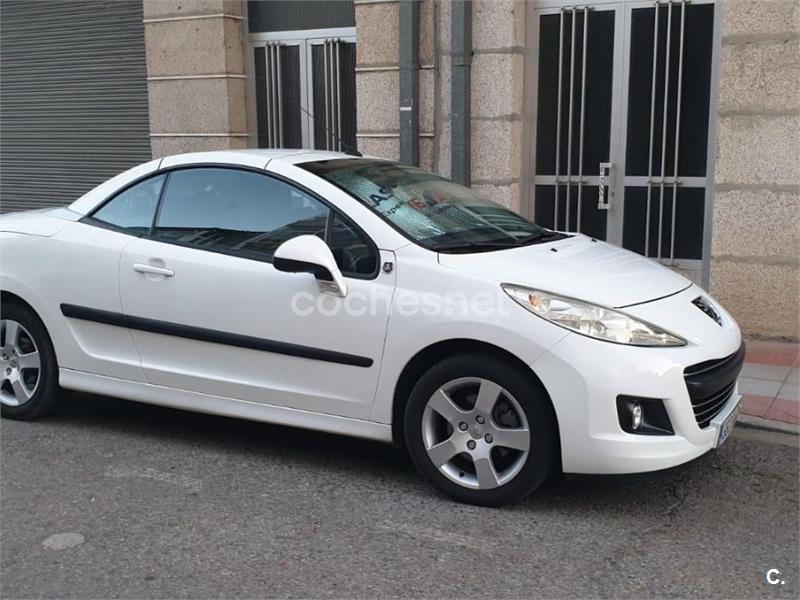 PEUGEOT 207 CC 1.6 VTi 16v 120