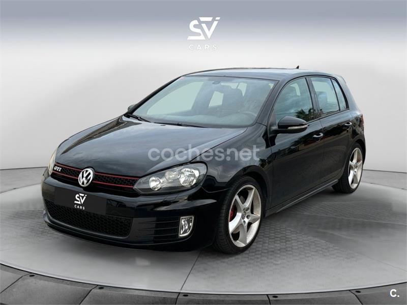 VOLKSWAGEN Golf 2.0 TSI GTI