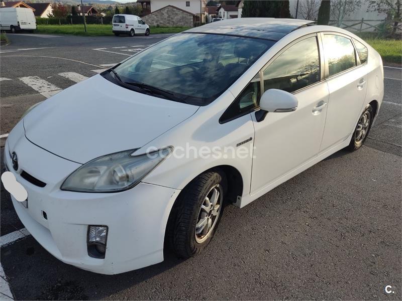 TOYOTA Prius 1.8 HSD ECO