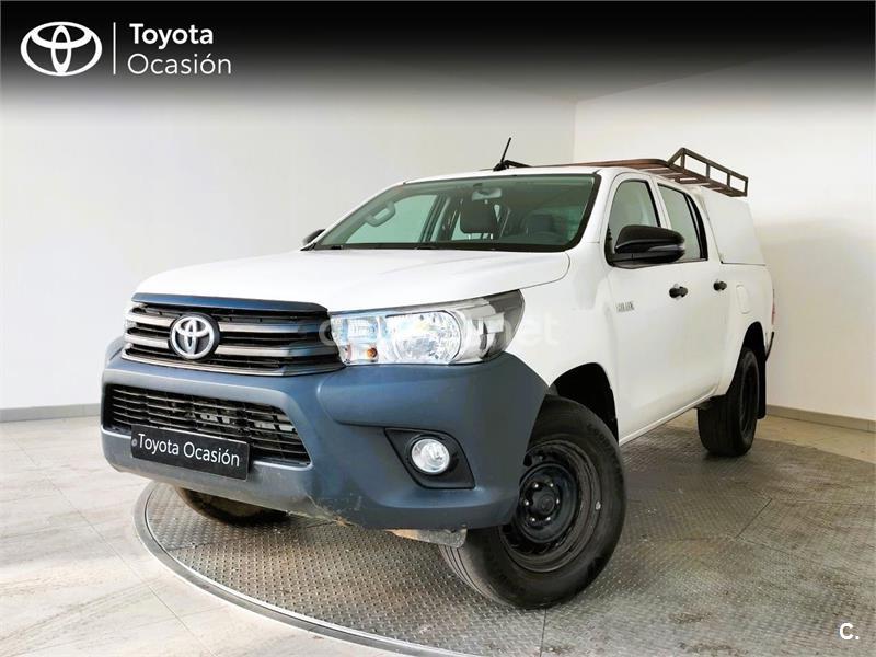 TOYOTA Hilux 2.4 D4D Cabina Doble GX