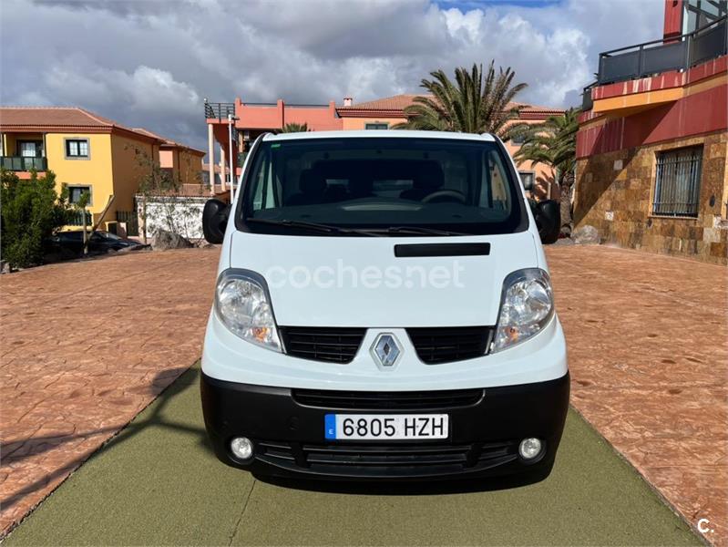 RENAULT Trafic