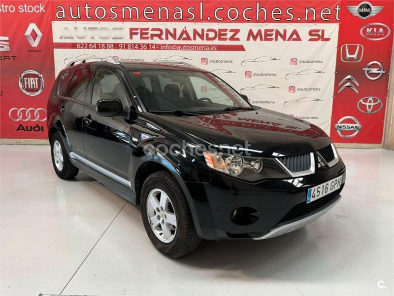 MITSUBISHI Outlander 2.4 MIVEC 2WD Intense