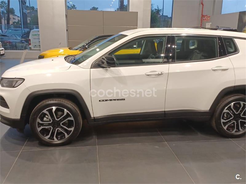 JEEP Compass eHybrid 1.5 MHEV 130HP Altitude DCT