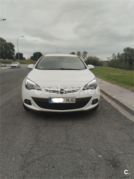 OPEL Astra 2.0 CDTi SS Sportive GTC