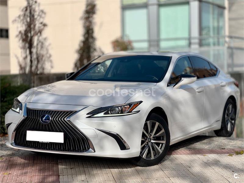 LEXUS ES 2.5 300h Premium