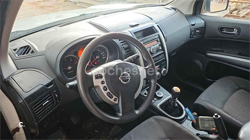 NISSAN XTRAIL