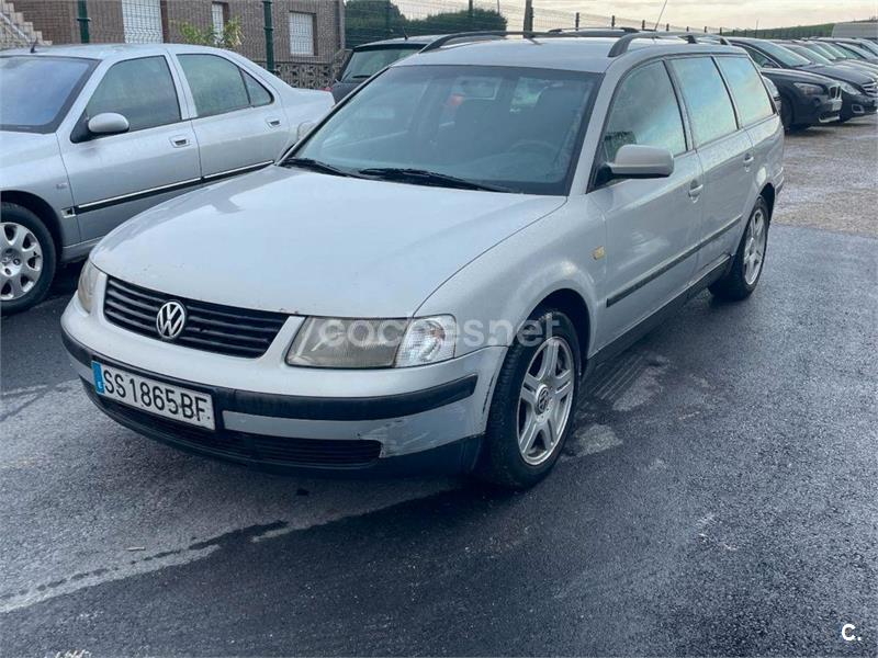 VOLKSWAGEN Passat 1.9 TDI 4MOTION COMFORTLINE