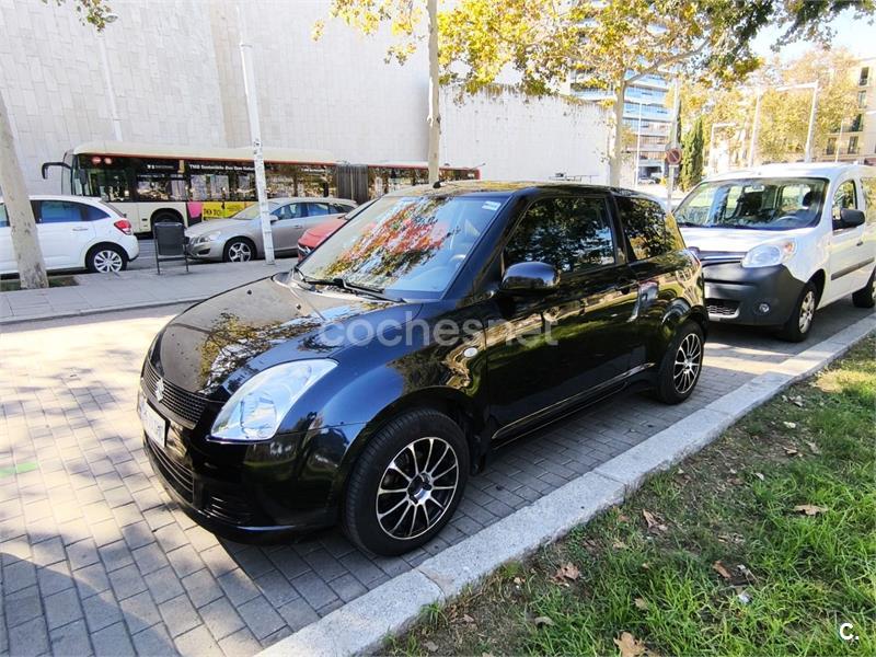 SUZUKI Swift 1.3 GLX MTA