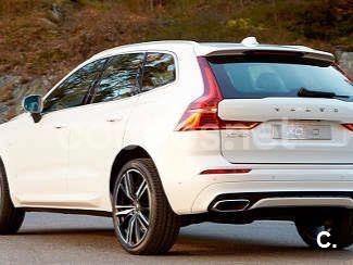 VOLVO XC60 2.0 D4 AWD RDesign B Auto