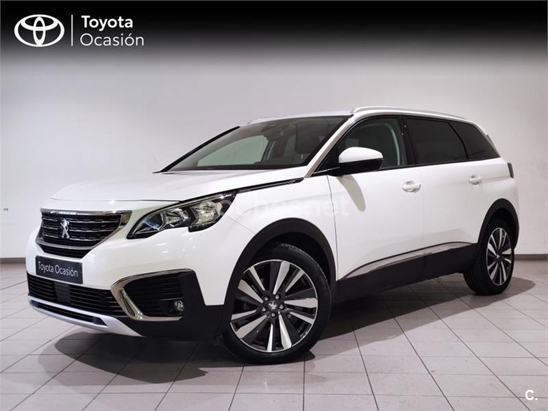 PEUGEOT 5008 Allure 1.2L PureTech SS