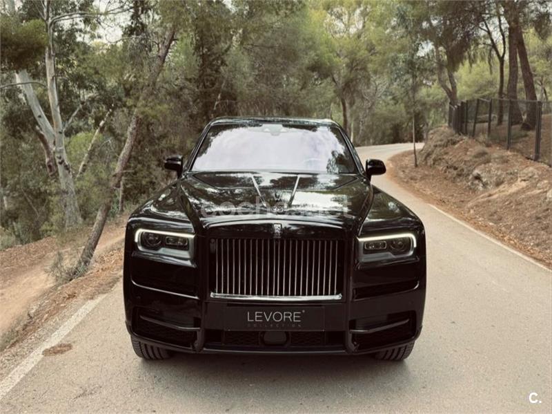 ROLLS-ROYCE Cullinan Black Badge