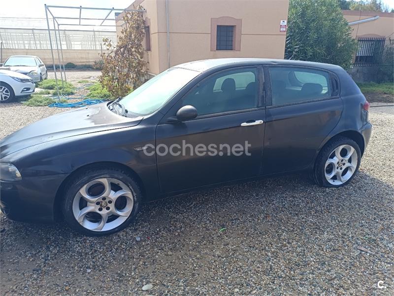 ALFA ROMEO 147 1.6 TS Impression