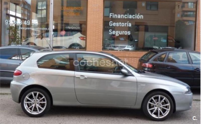 ALFA ROMEO 147 1.9 JTD Sport