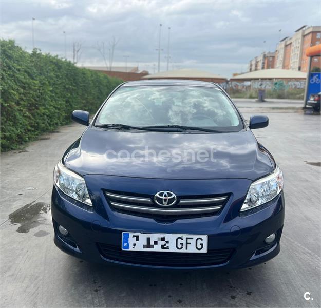 TOYOTA Corolla Sedan 1.6 VVTi Dual Sol 4p.