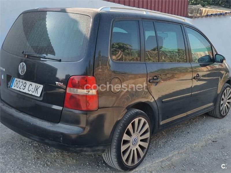 VOLKSWAGEN Touran 2.0 TDI HIGHLINE