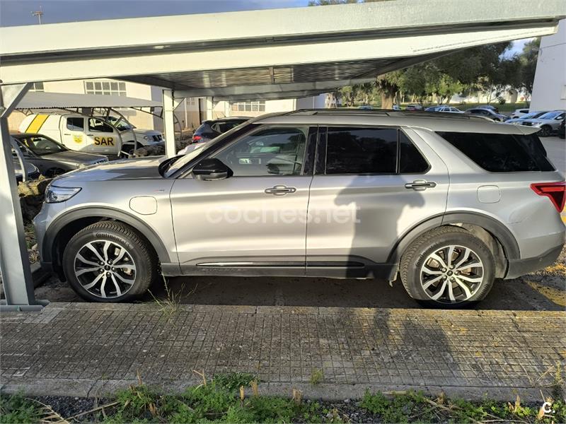 FORD Explorer 3.0 PHEV AWD STLine