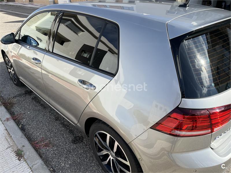 VOLKSWAGEN Golf eGolf ePower