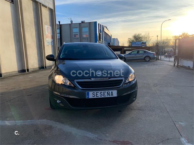 PEUGEOT 308 SW Style 1.2 PureTech SS