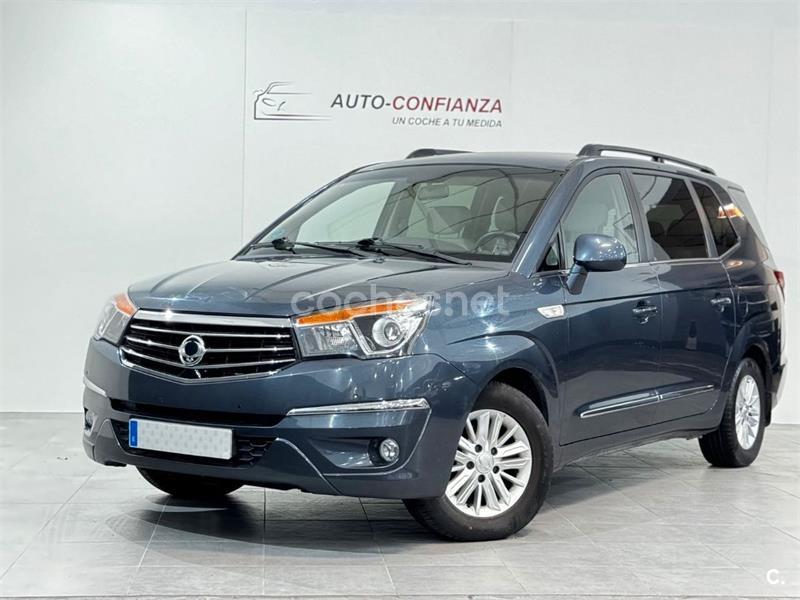 SSANGYONG Rodius D22T Premium Aut