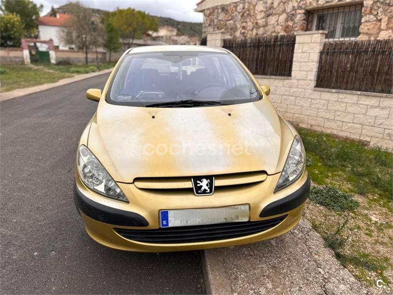 PEUGEOT 307