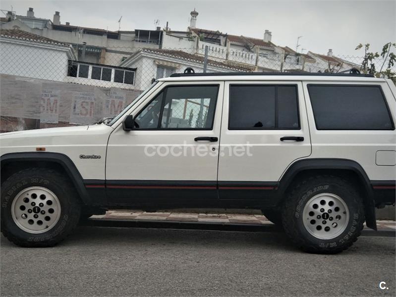 JEEP Cherokee 2.5TD SPORT