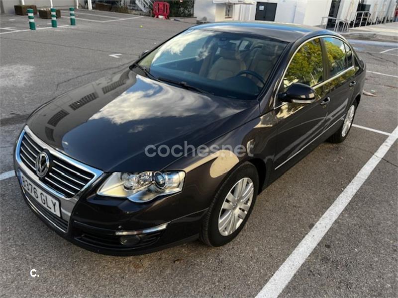 VOLKSWAGEN Passat 2.0 TDI DPF DSG Advance