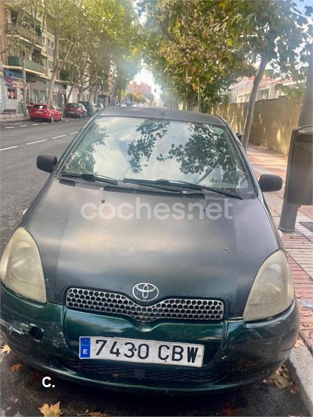 TOYOTA Yaris 1.3 LINEA LUNA