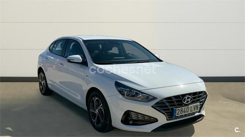 HYUNDAI i30 1.0 TGDI 48V Klass Fastback