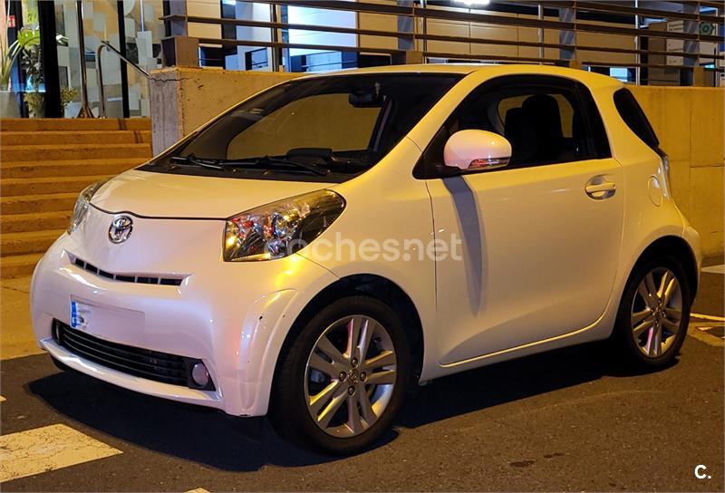 TOYOTA iQ iQ2 1.33 Stop Start