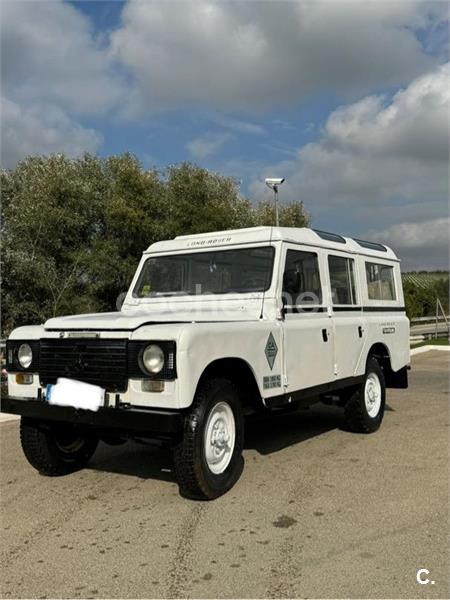 LAND-ROVER Defender