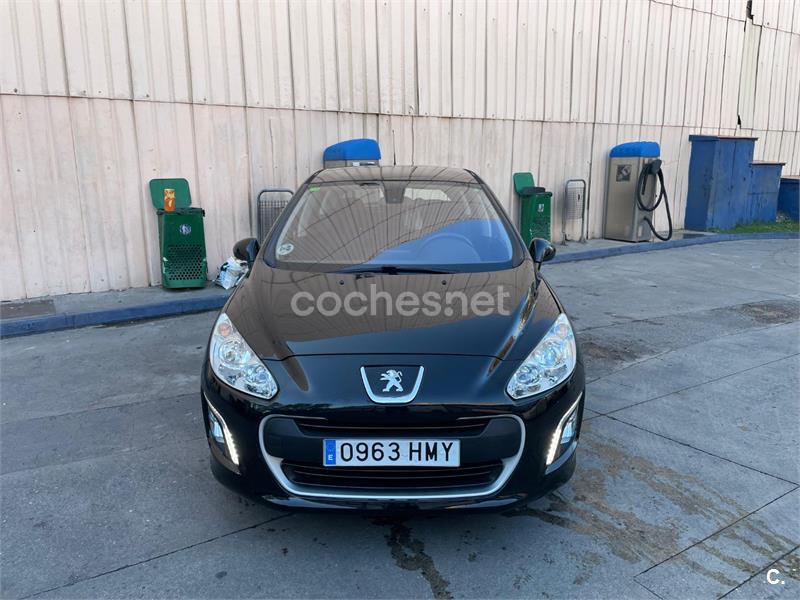 PEUGEOT 308 Allure 1.6 eHDI 112 FAP