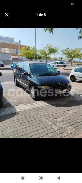 CHRYSLER Voyager SE 2.5 TD