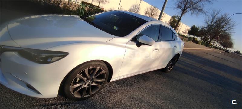 MAZDA Mazda6 2.2 DE Lux. Prem. Trav CB