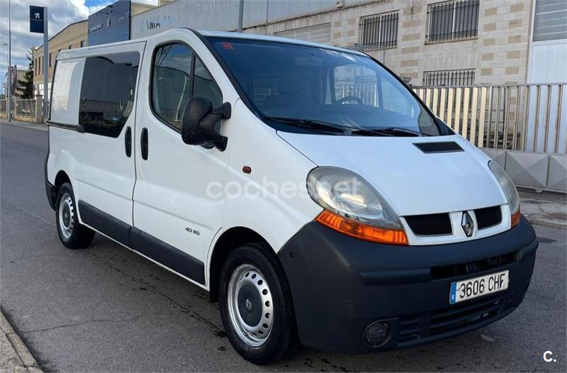 RENAULT Trafic