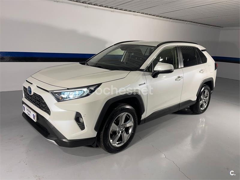 TOYOTA Rav4 2.5l 220H Advance