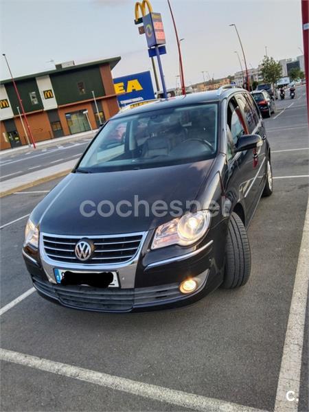 VOLKSWAGEN Touran 2.0 TDI Highline