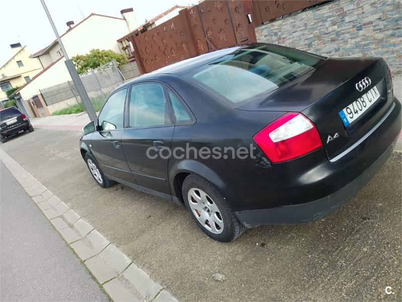 AUDI A4 1.9 TDI 4p.